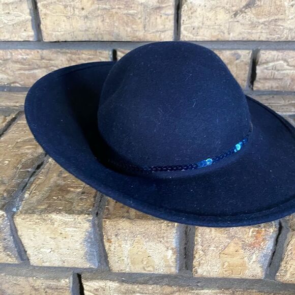 Sequin leather hat - Picture 5 of 7